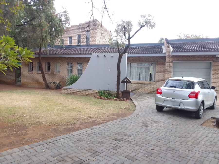 3 Bedroom Property for Sale in Geelhoutpark North West
